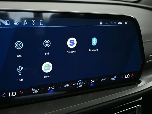 New 2026 Chevrolet Traverse LT w/ Driver Confidence Package image 27