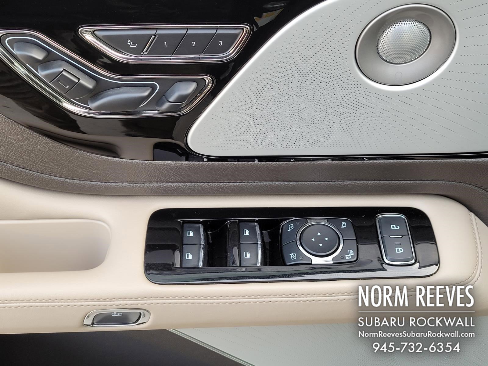 Used 2024 Lincoln Aviator Reserve w/ Equipment Group 201A image 26