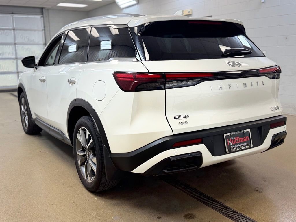 Used 2025 INFINITI QX60 Luxe AWD/4WD image 7