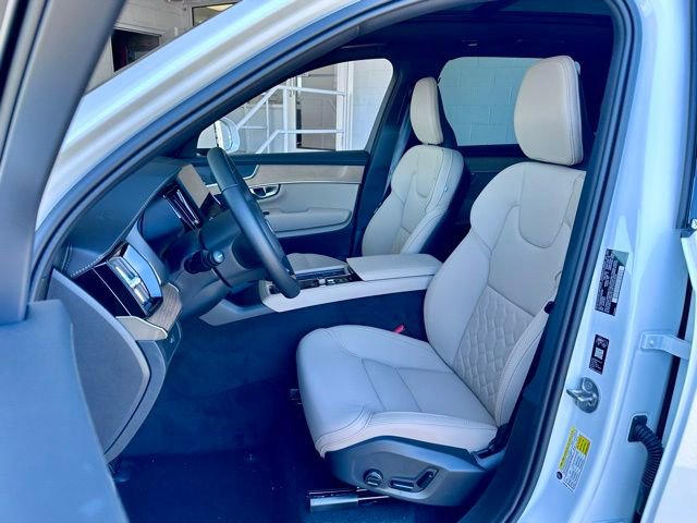 New 2026 Volvo XC90 B5 Core image 16
