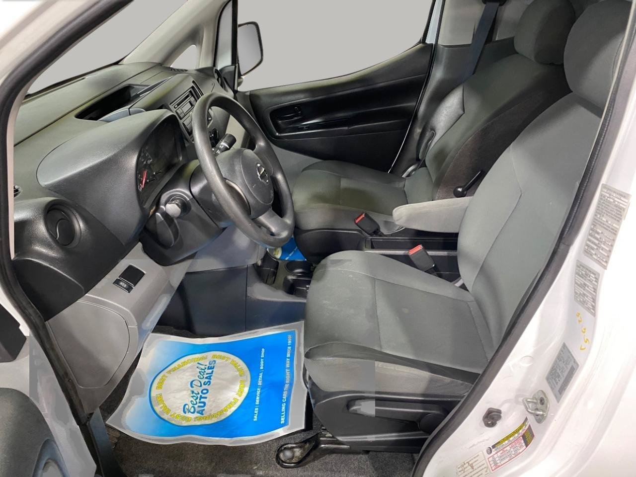 Used 2014 Nissan NV200 S FWD image 13