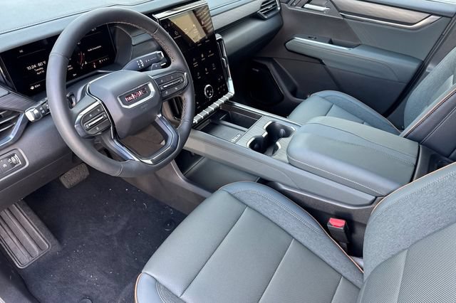 Used 2026 GMC Acadia AT4 AWD/4WD image 10