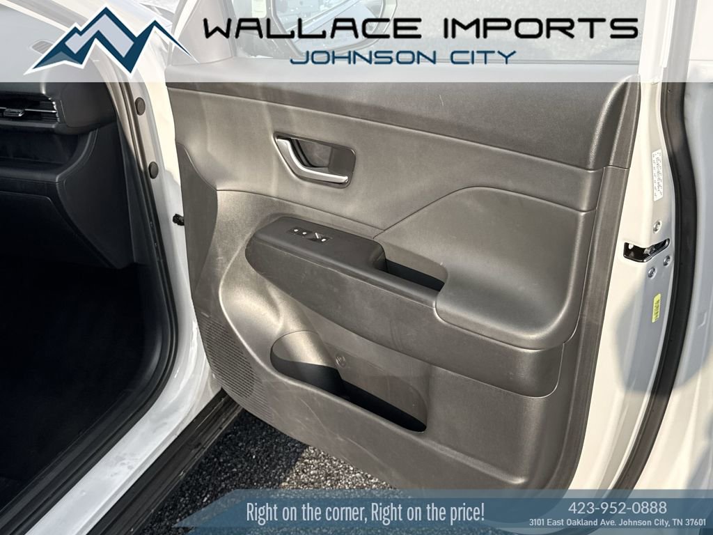 Used 2024 Hyundai Kona Limited image 39