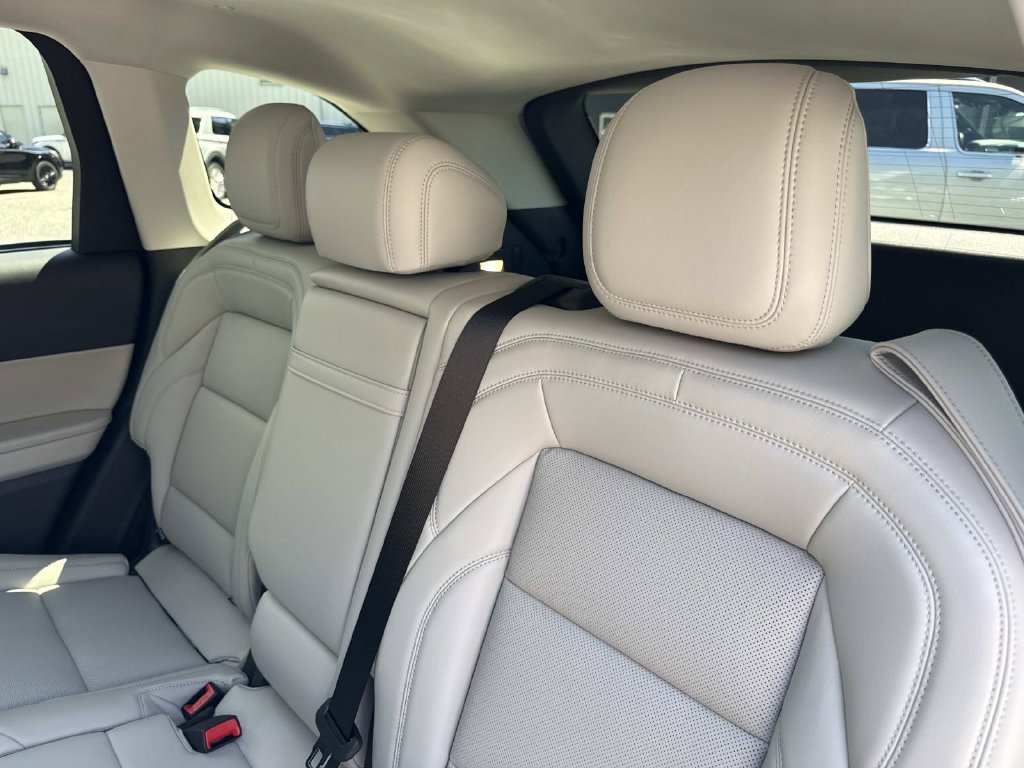 New 2026 Lincoln Nautilus Premier w/ Equipment Group 102A AWD/4WD image 14
