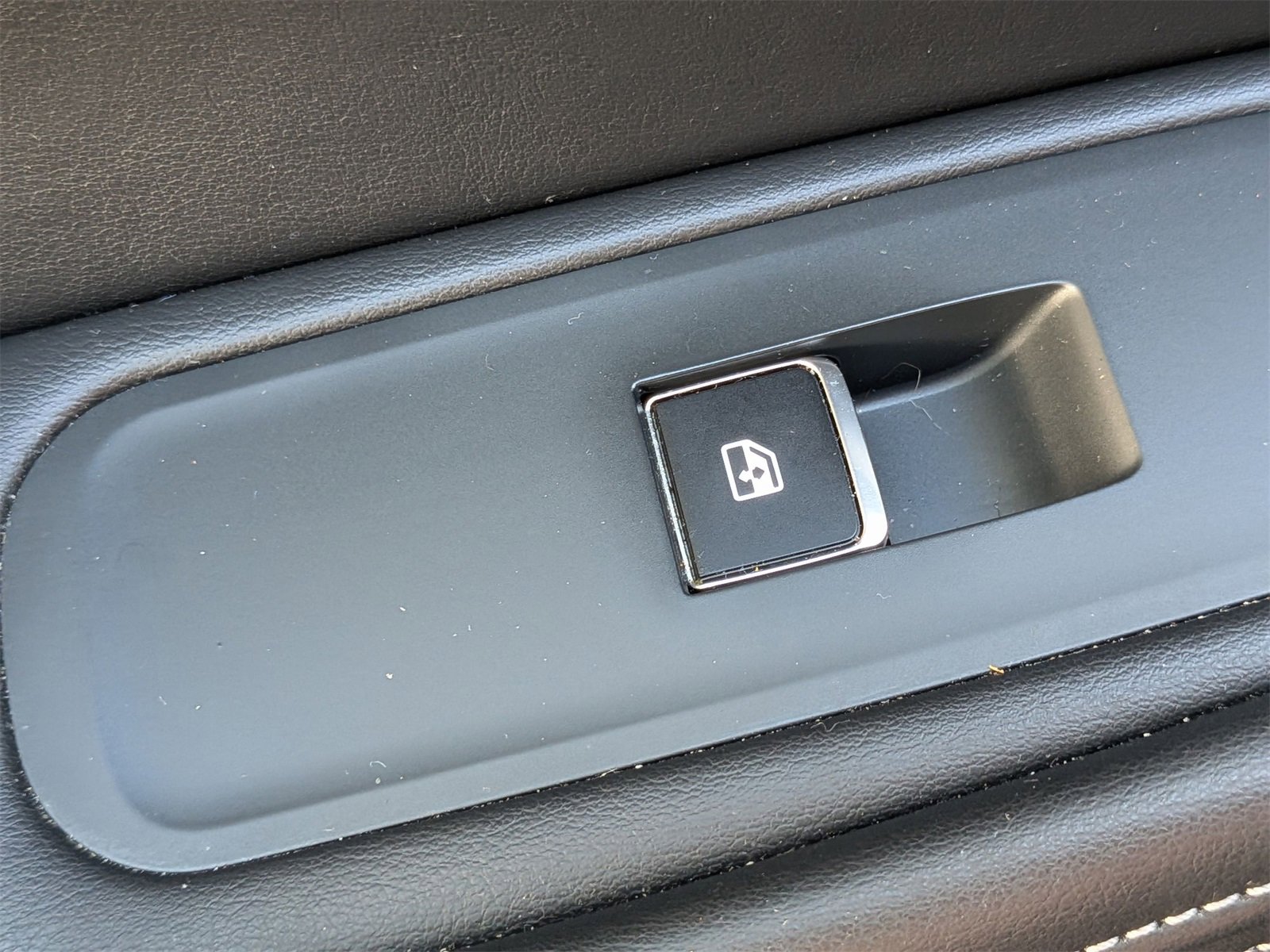 Used 2023 INFINITI QX60 Sensory w/ Vision Package image 30