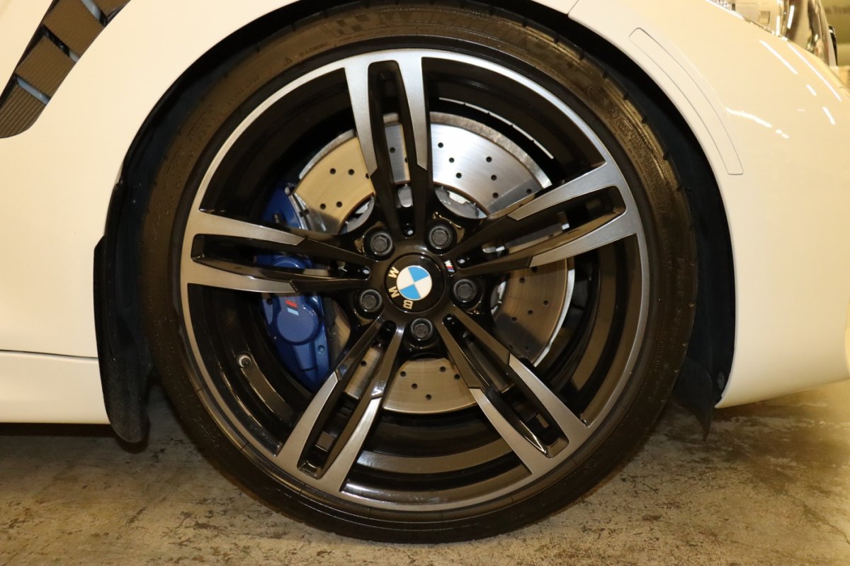 Used 2017 BMW M2 RWD image 15