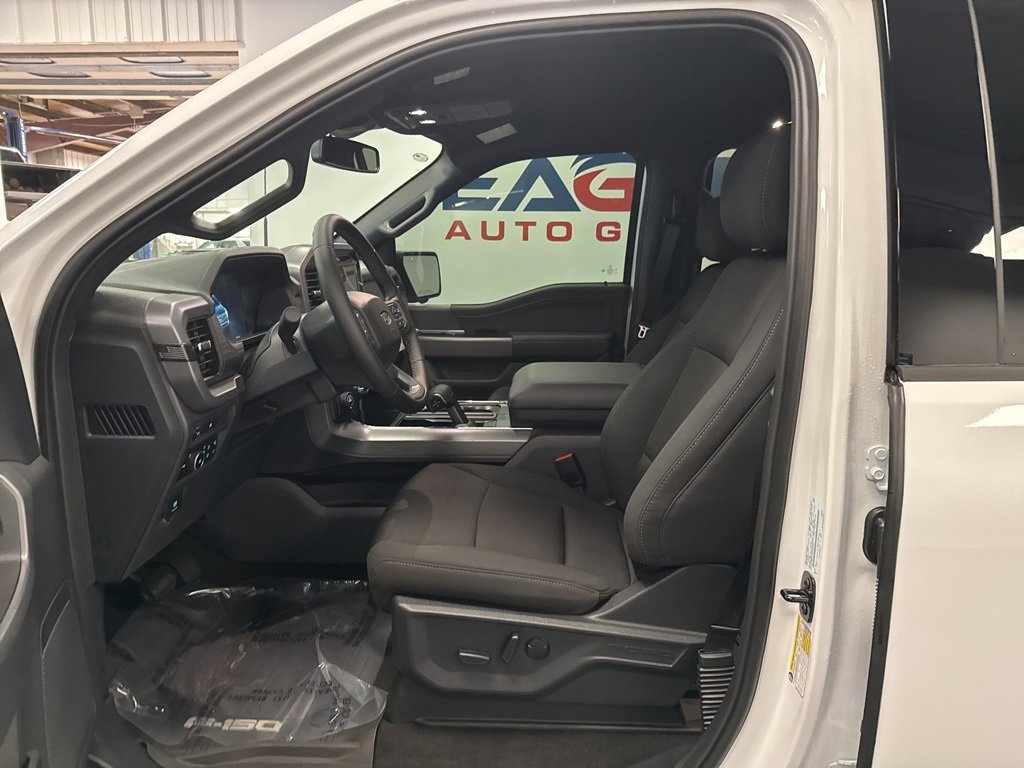 New 2025 Ford F150 XLT w/ Equipment Group 302A MID image 18
