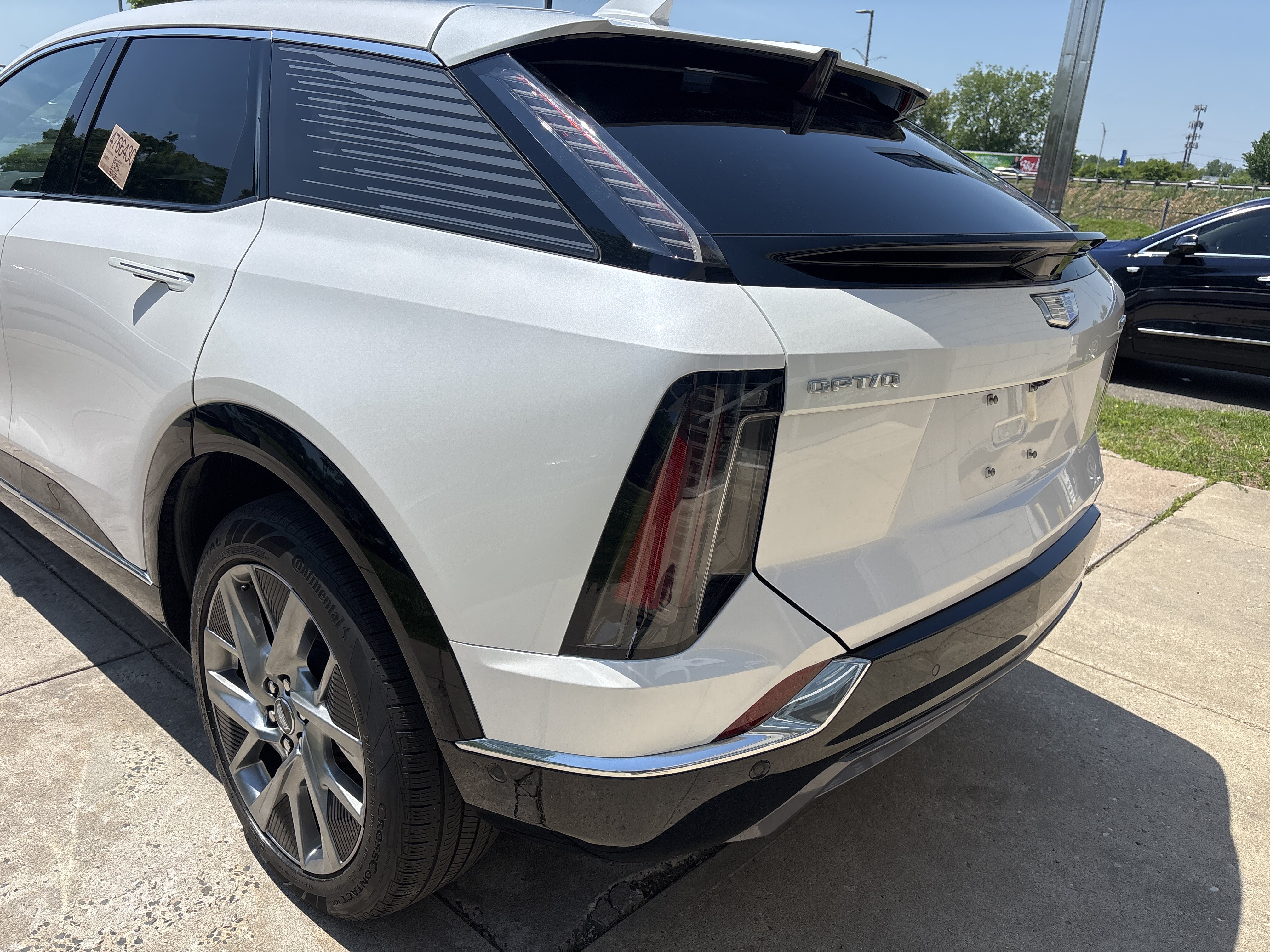 Used 2025 Cadillac Optiq Luxury 2 AWD/4WD image 20