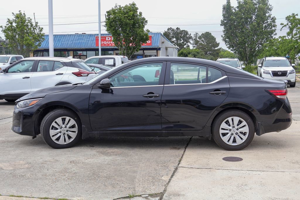 Certified 2025 Nissan Sentra S FWD image 21