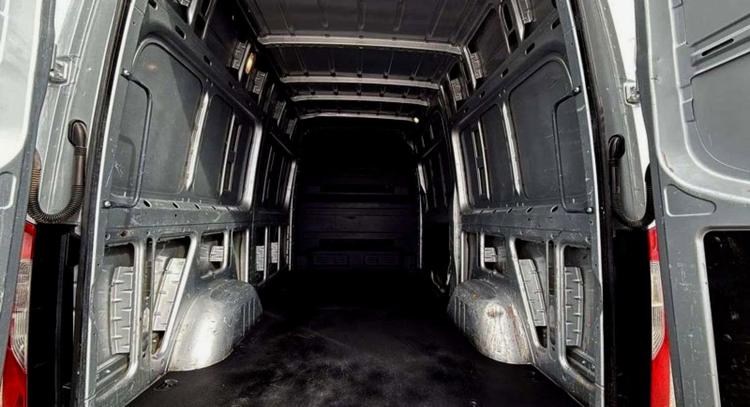 Used 2019 Mercedes-Benz Sprinter 144 Cargo image 8