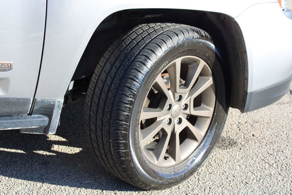 Used 2016 Jeep Compass 75th Anniversary w/ Power Value Group image 27