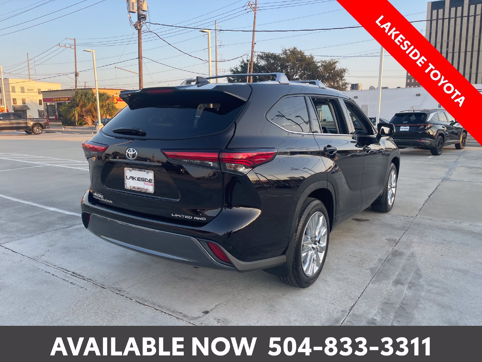 Used 2022 Toyota Highlander Limited AWD/4WD image 5