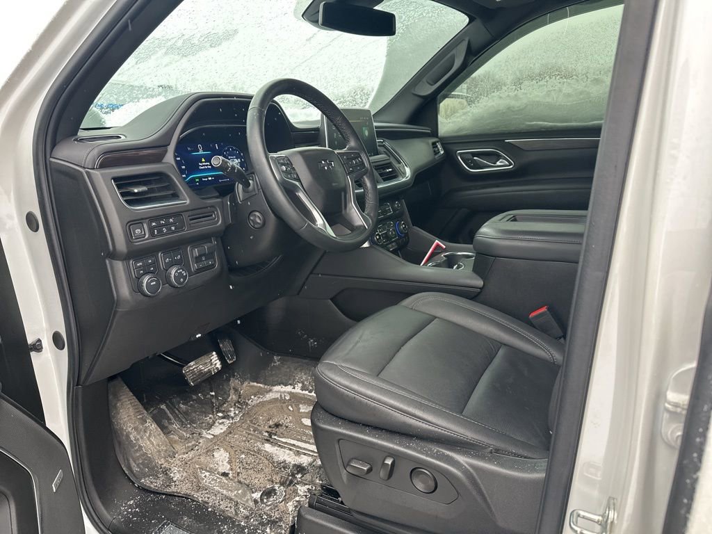 Used 2023 Chevrolet Tahoe Z71 w/ Luxury Package image 5