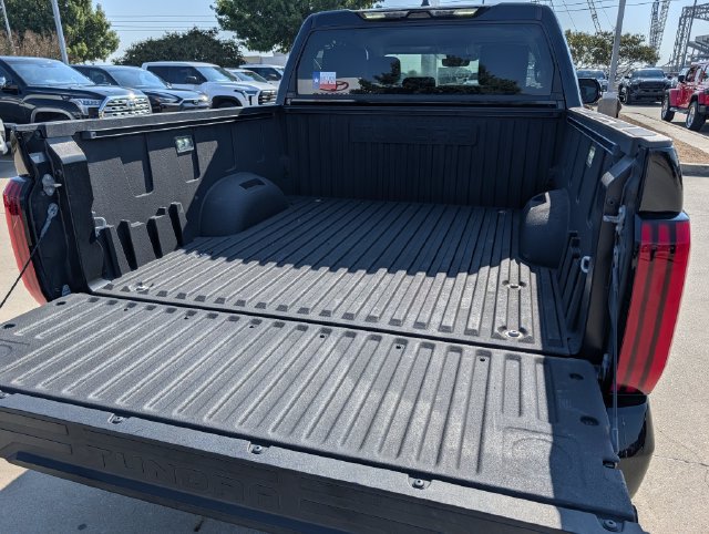 Used 2024 Toyota Tundra Limited w/ Power Package AWD/4WD image 28
