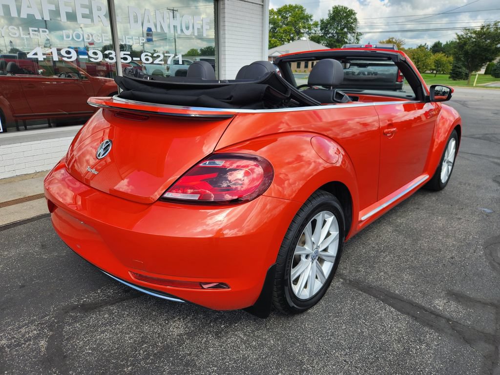 Used 2019 Volkswagen Beetle 2.0T SE FWD image 3