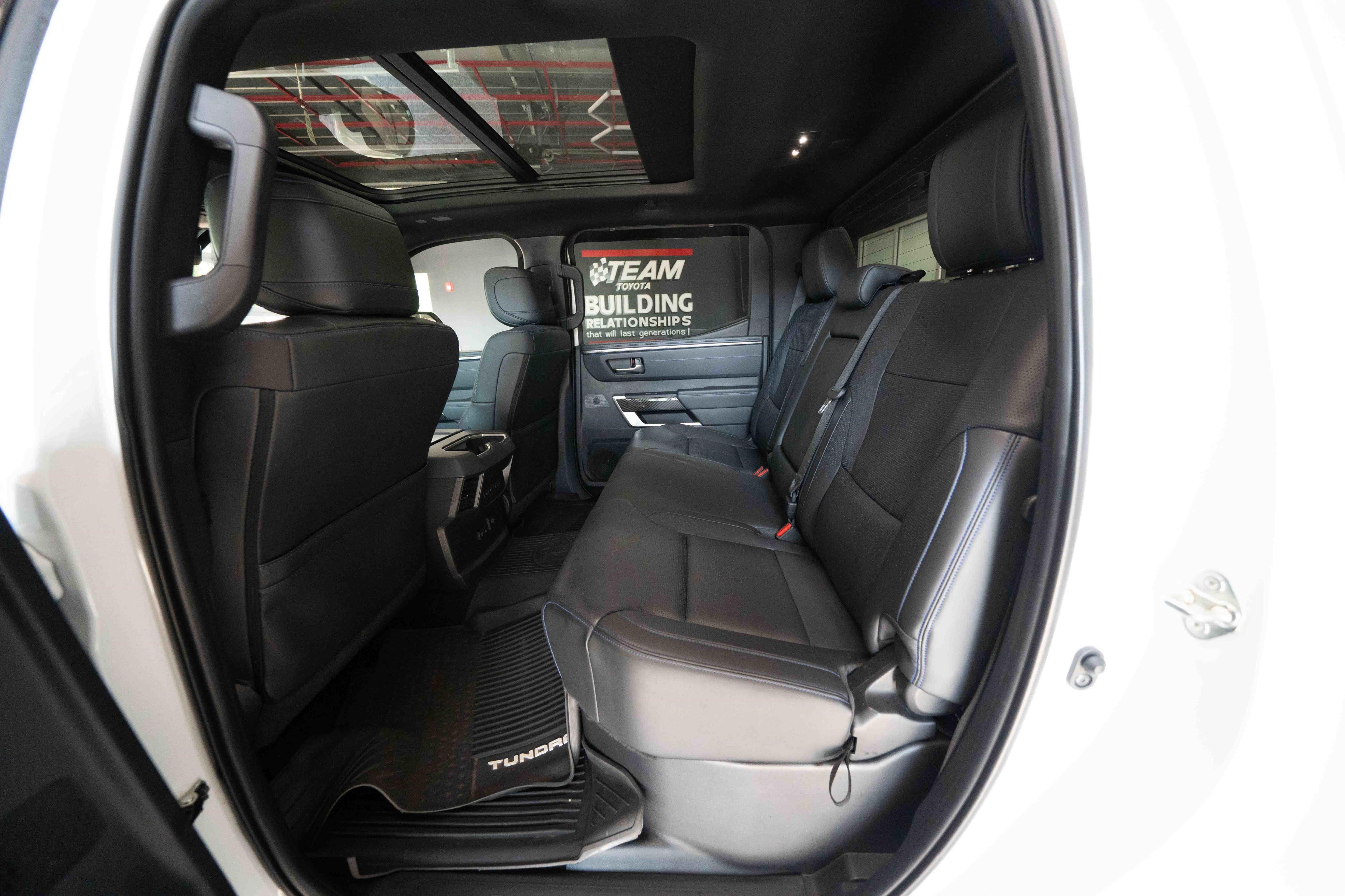 Used 2022 Toyota Tundra Platinum w/ Advanced Package AWD/4WD image 24