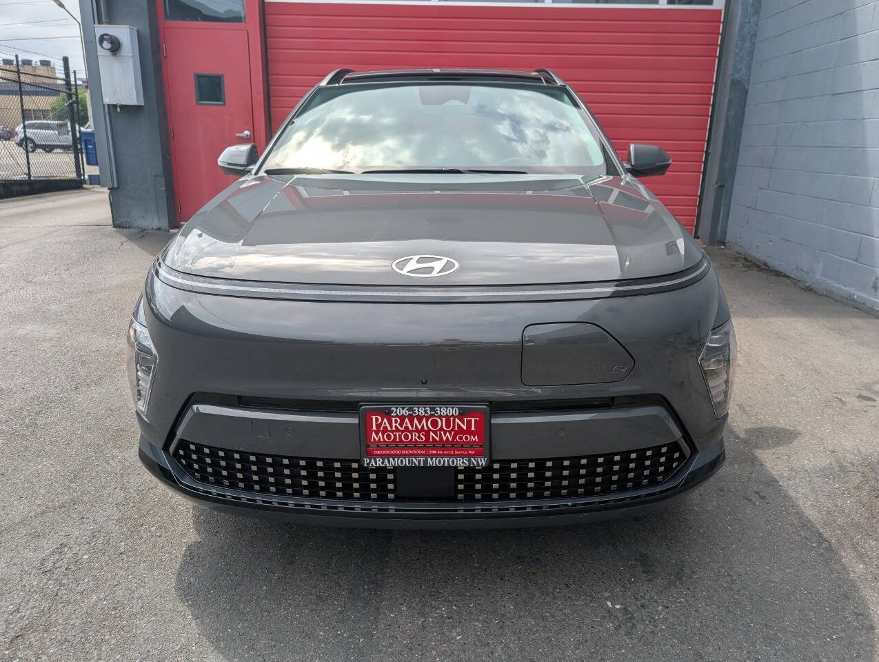 Used 2024 Hyundai Kona Limited FWD image 7