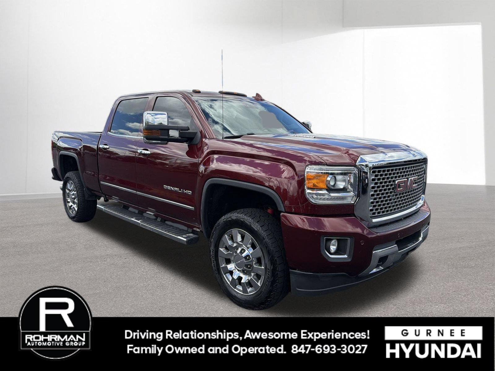 Used 2016 GMC Sierra 2500 Denali w/ Duramax Plus Package AWD/4WD image 2