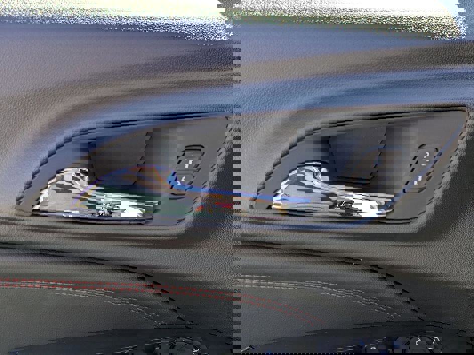 New 2026 Chevrolet Trax RS image 12