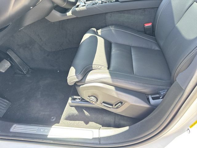 Certified 2025 Volvo XC90 T8 Ultra w/ Protection Package Premier AWD/4WD image 15