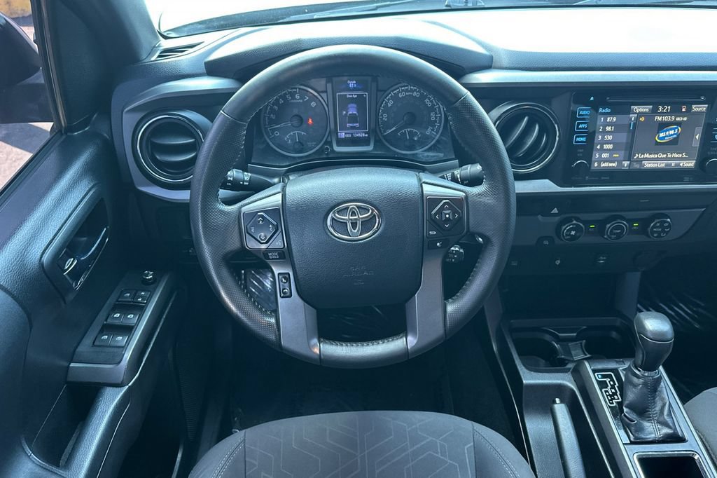 Used 2016 Toyota Tacoma TRD Sport w/ Towing Package RWD image 15