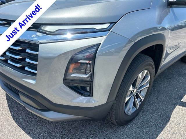 New 2026 Chevrolet Equinox LT w/ Convenience Package II FWD image 9