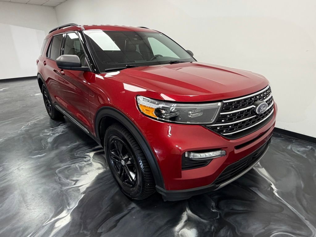 Used 2020 Ford Explorer XLT w/ Equipment Group 202A image 19
