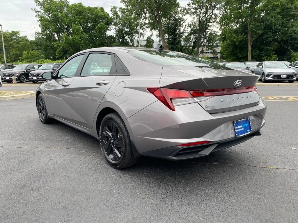 Certified 2023 Hyundai Elantra SEL FWD image 8