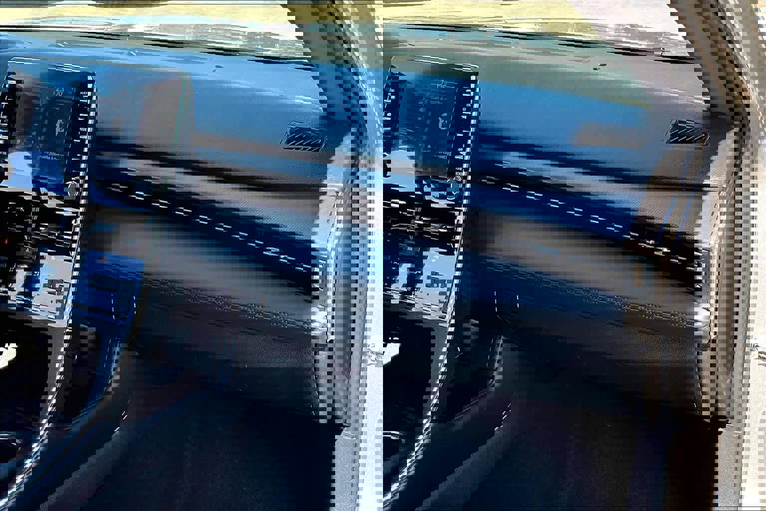 Used 2019 Toyota Avalon XSE image 19