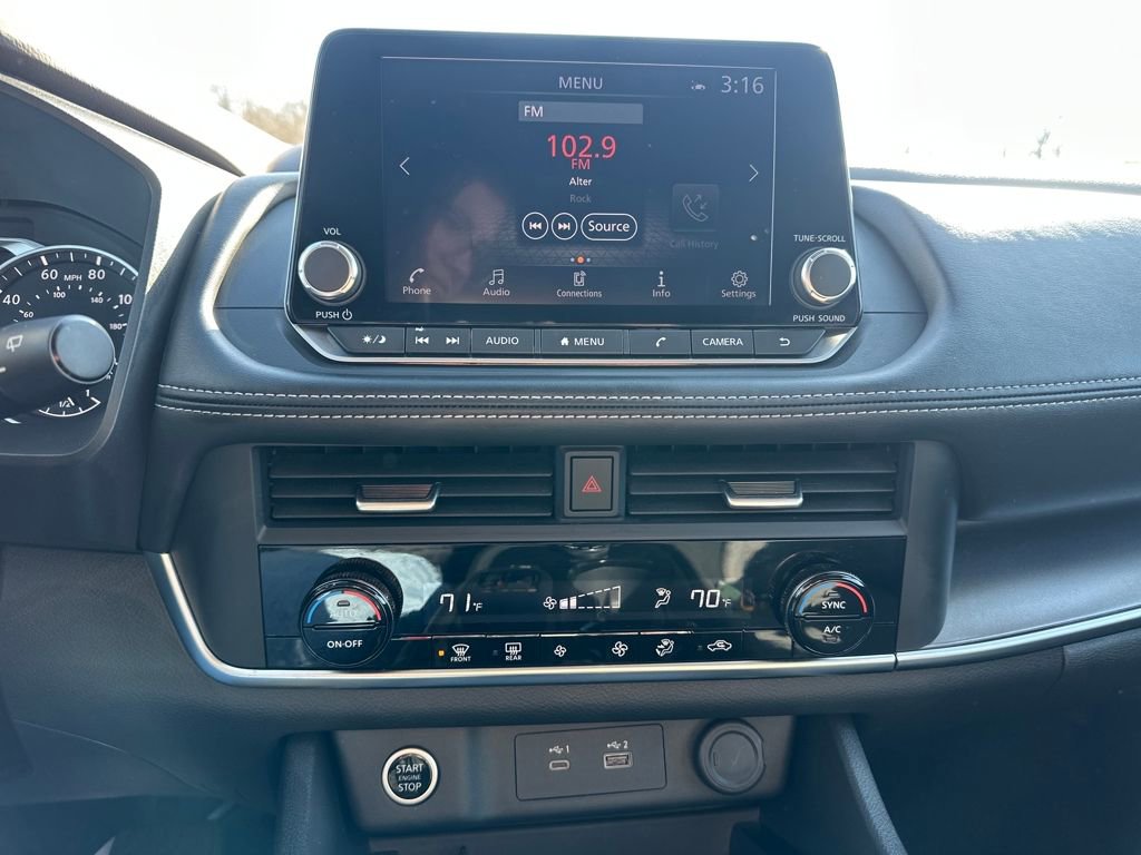 Used 2023 Nissan Rogue SV image 18