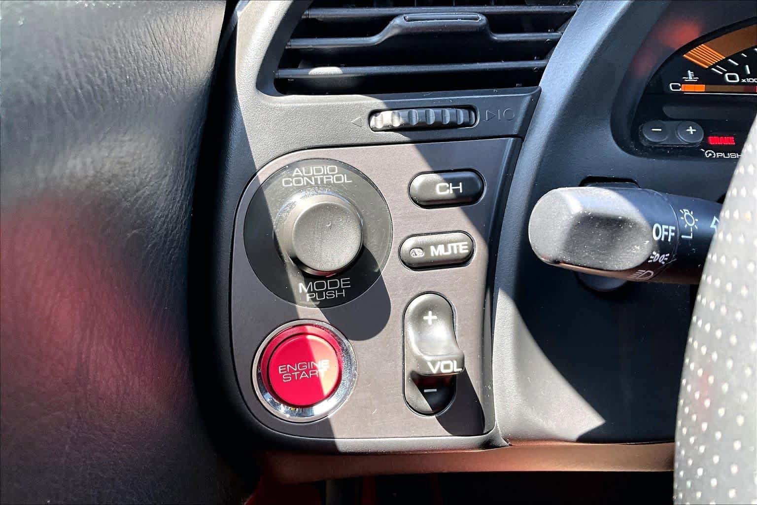 Used 2001 Honda S2000 image 29
