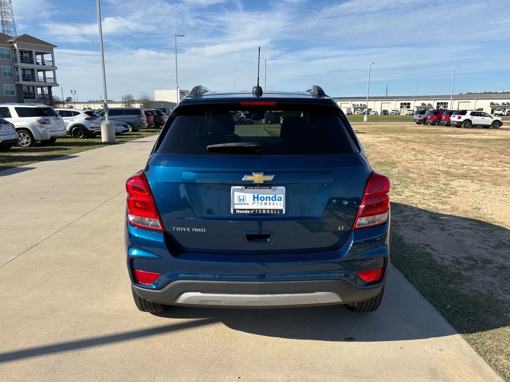 Used 2020 Chevrolet Trax LT w/ LT Convenience Package image 7