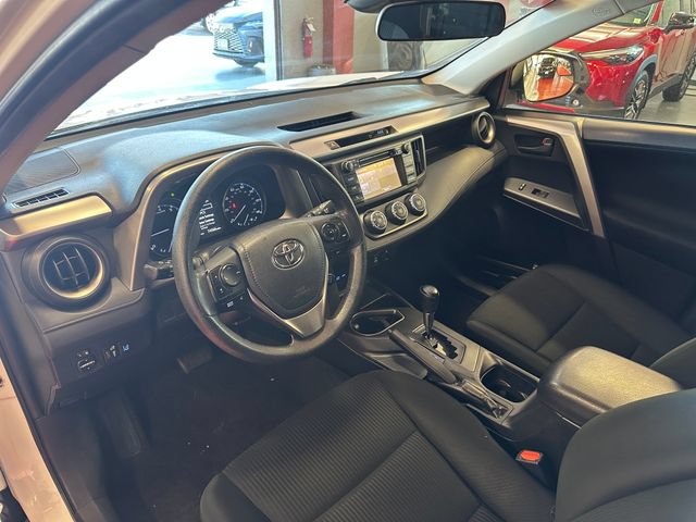 Used 2018 Toyota RAV4 LE w/ Carpet Mat Package FWD image 11