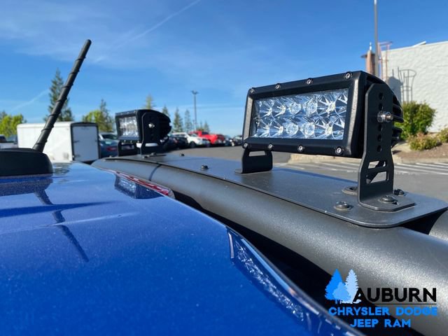 Used 2022 Chevrolet Colorado ZR2 w/ ZR2 Dusk Special Edition AWD/4WD image 9