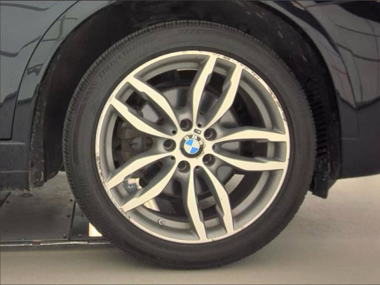 Used 2017 BMW X4 xDrive28i w/ Technology Package AWD/4WD image 17