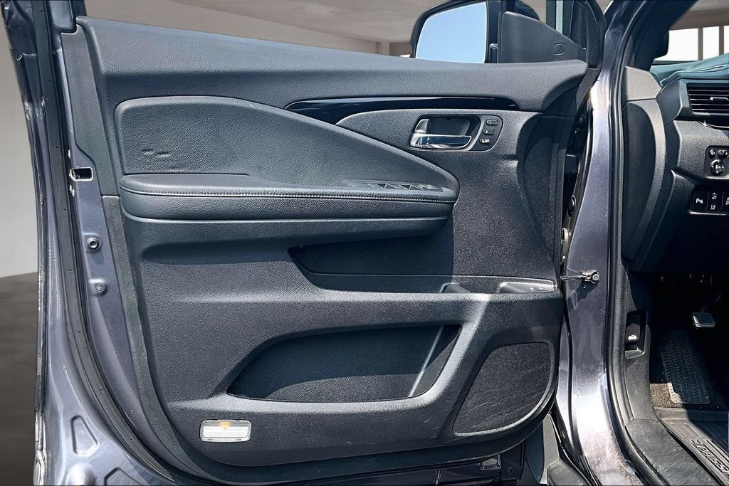 Used 2021 Honda Passport Touring image 23