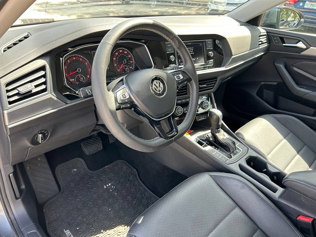 Certified 2021 Volkswagen Jetta SE w/ SE Cold Weather Package FWD image 16