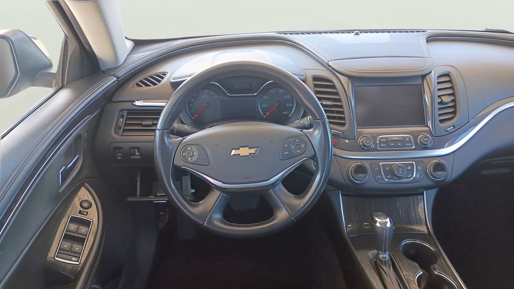 Used 2018 Chevrolet Impala LT FWD image 22