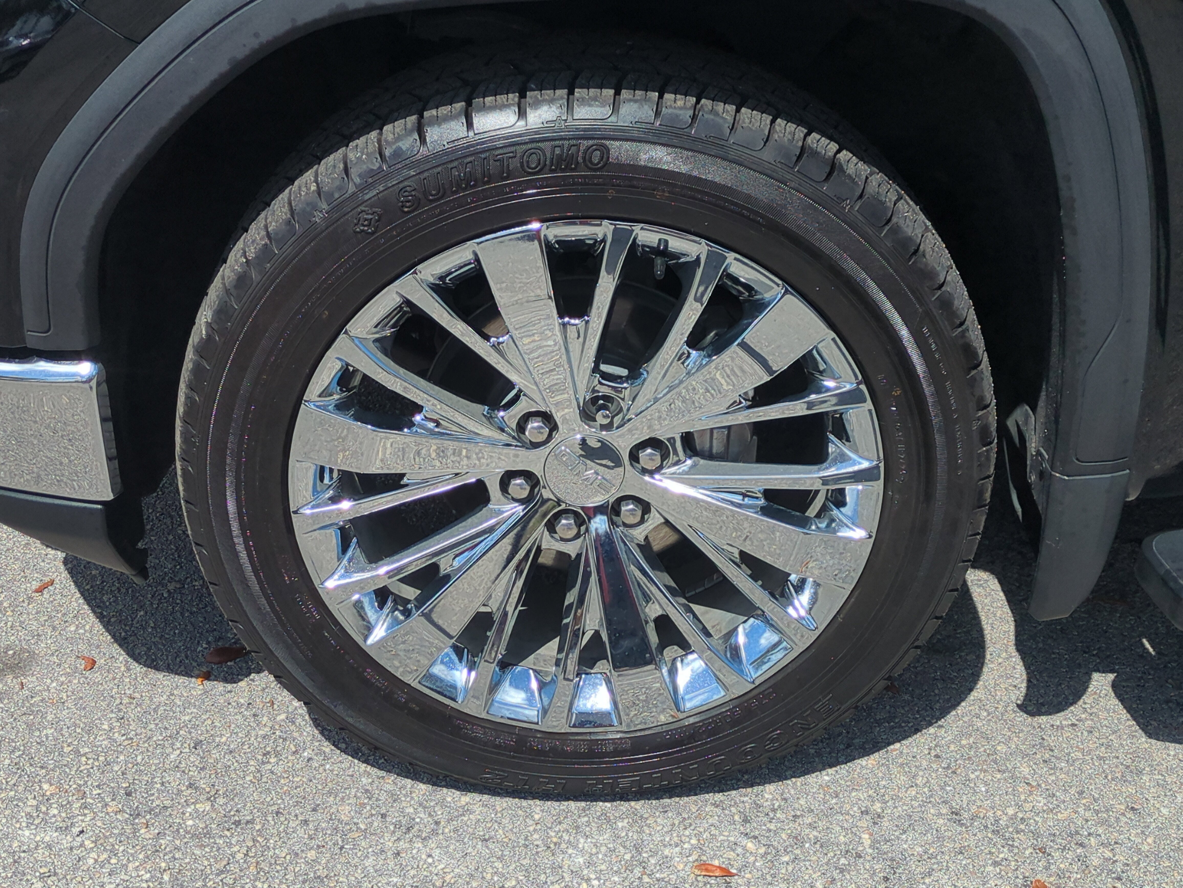 Used 2023 GMC Sierra 1500 SLT w/ SLT Premium Package image 11