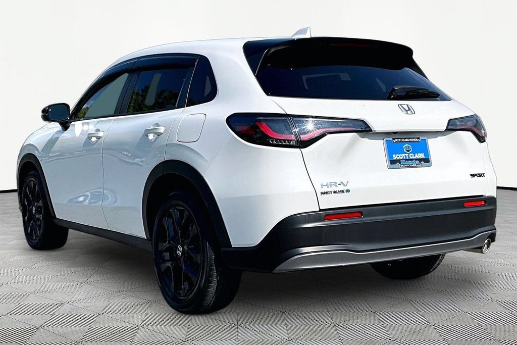 Used 2023 Honda HR-V Sport image 5