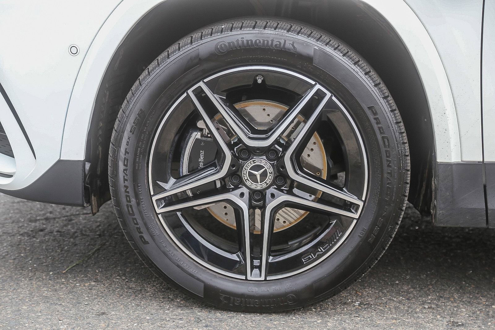 Certified 2025 Mercedes-Benz GLA 250 4MATIC image 9