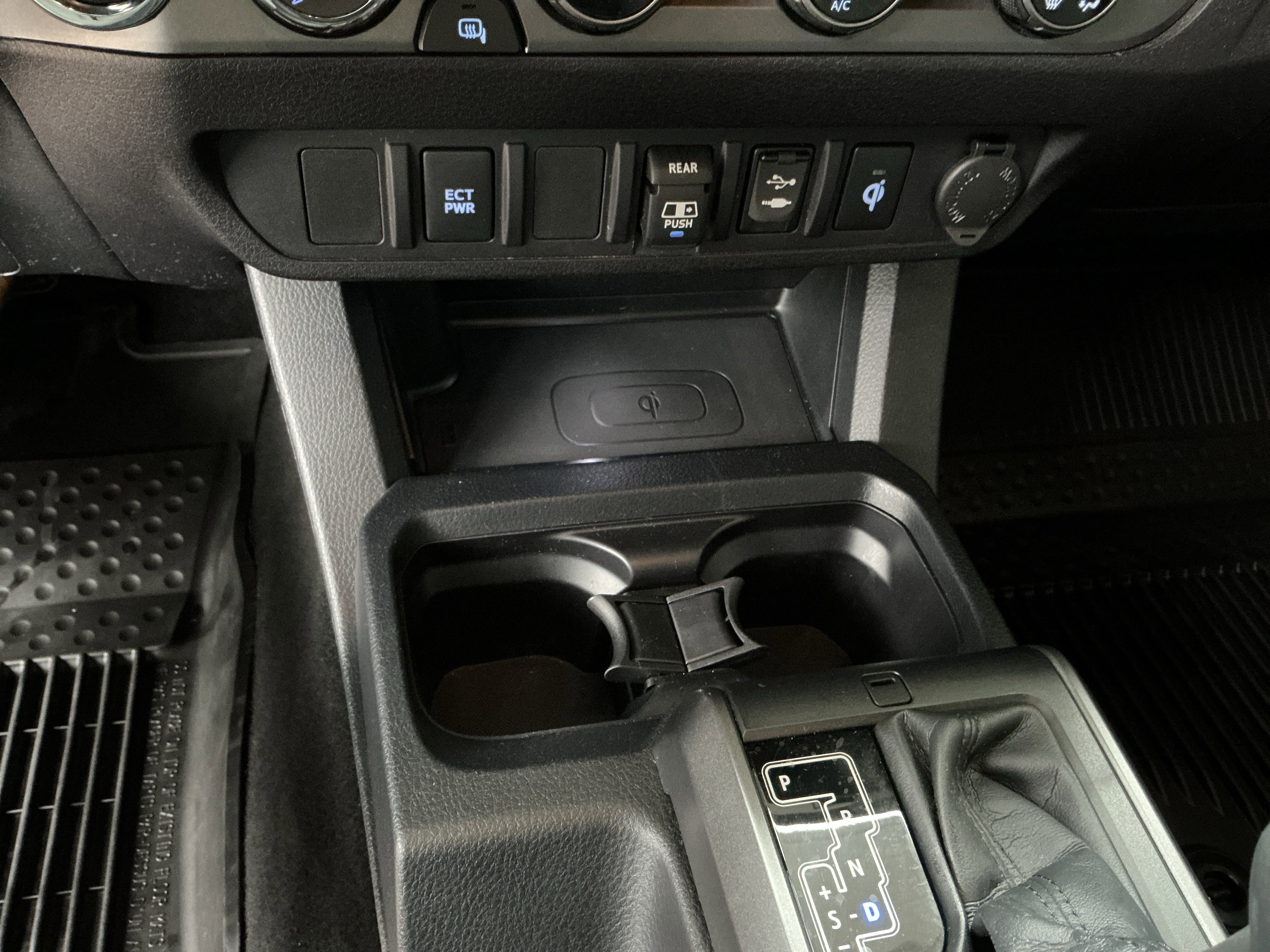 Used 2018 Toyota Tacoma TRD Off-Road image 31