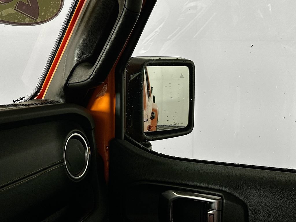Certified 2025 Jeep Gladiator Sport AWD/4WD image 29