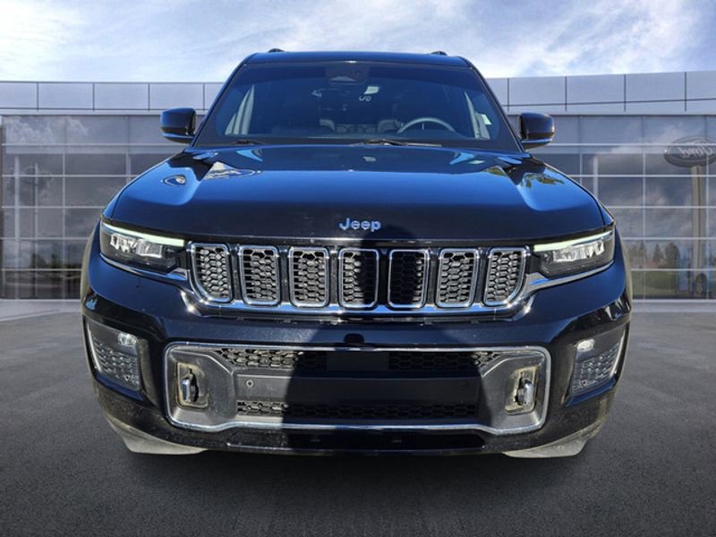 Used 2023 Jeep Grand Cherokee L Overland image 3