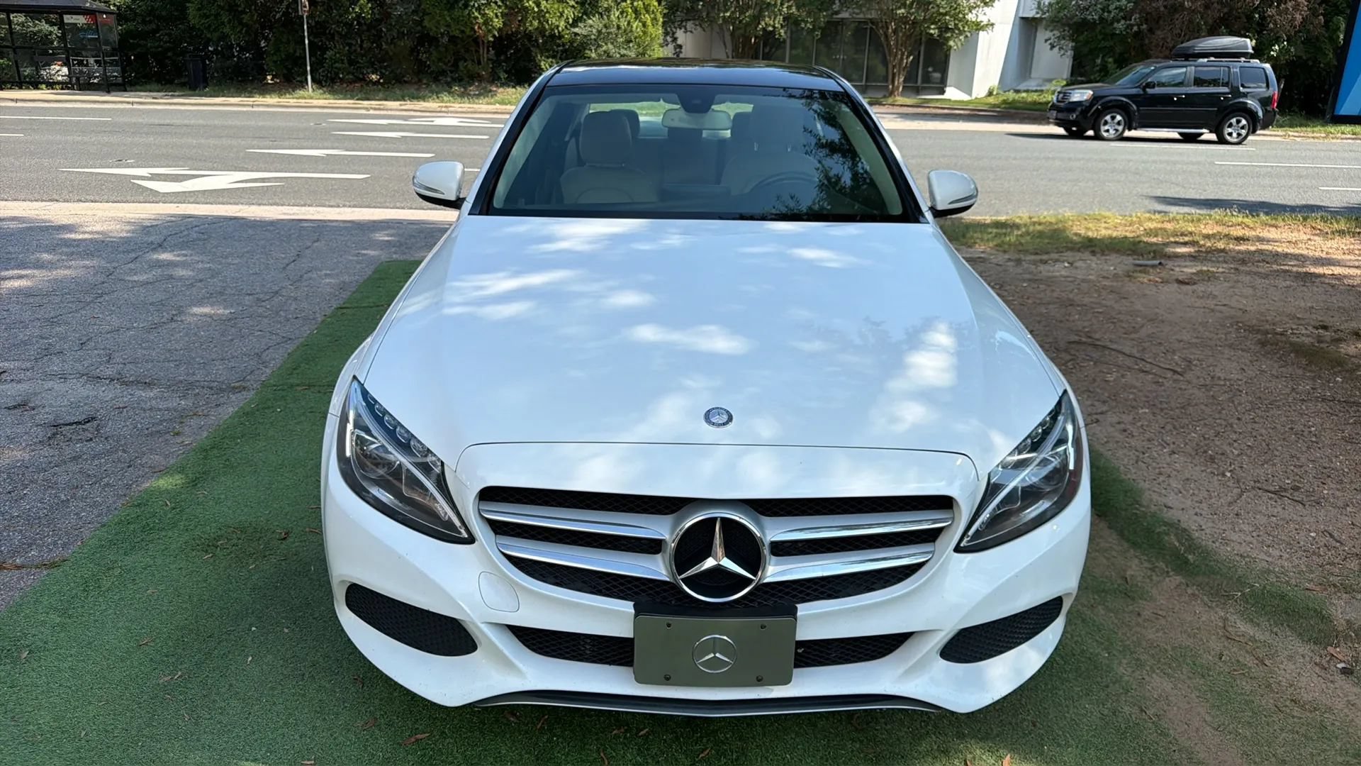 Used 2015 Mercedes-Benz C 300 4MATIC Sedan image 2
