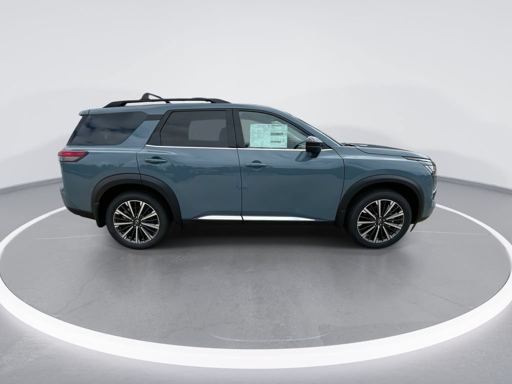 New 2026 Nissan Pathfinder Platinum AWD/4WD image 9