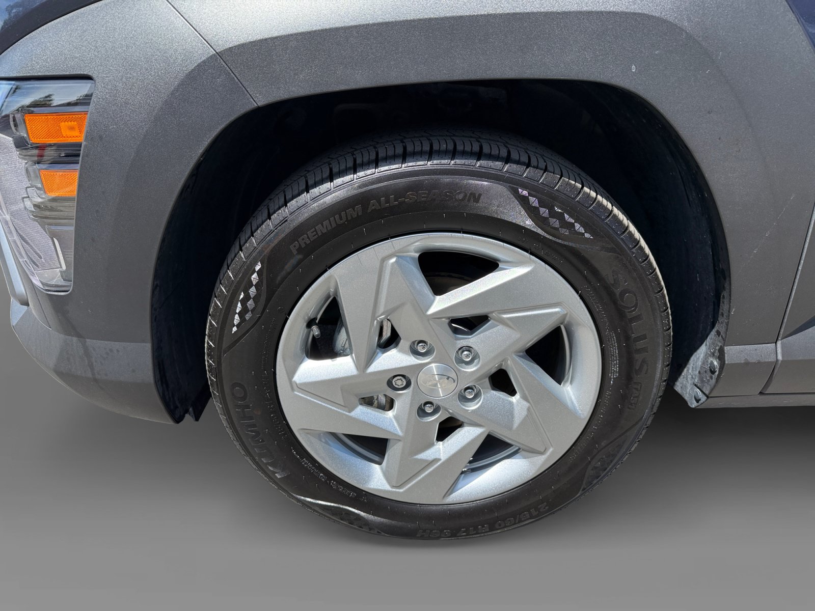 Certified 2025 Hyundai Kona SE FWD image 9