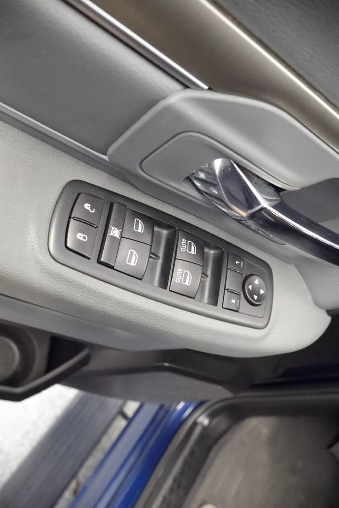 Used 2020 RAM 1500 Warlock w/ Electronics Group AWD/4WD image 22