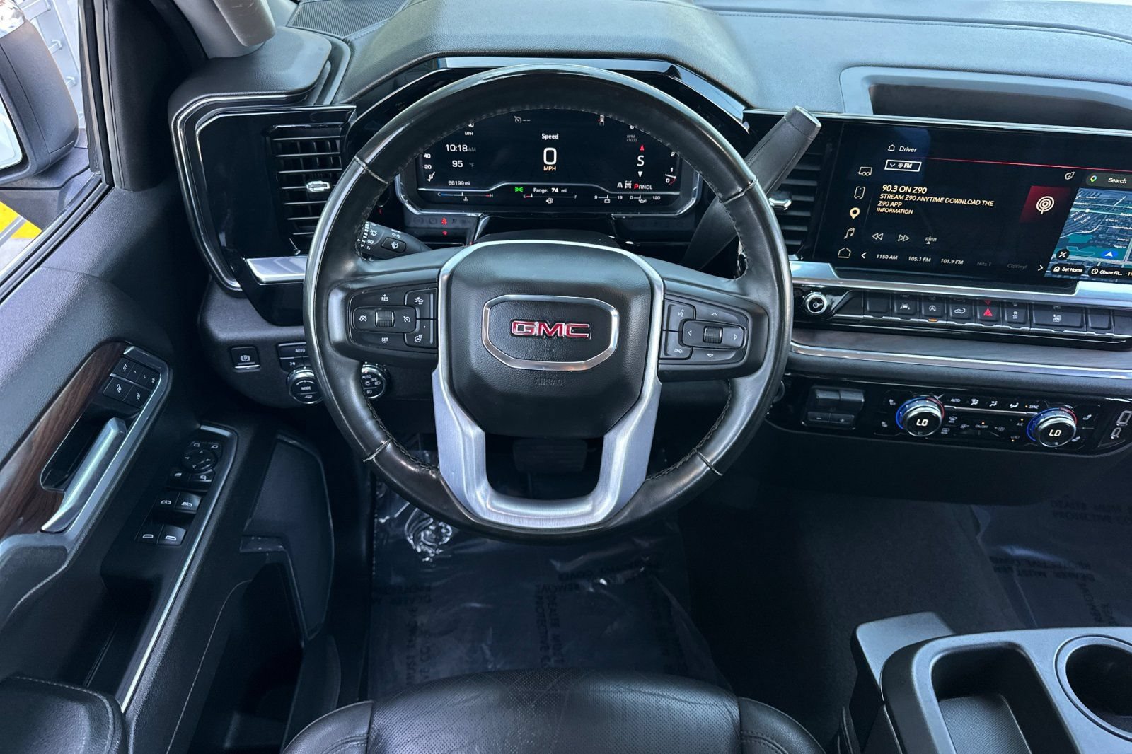 Used 2025 GMC Sierra 1500 SLT AWD/4WD image 17