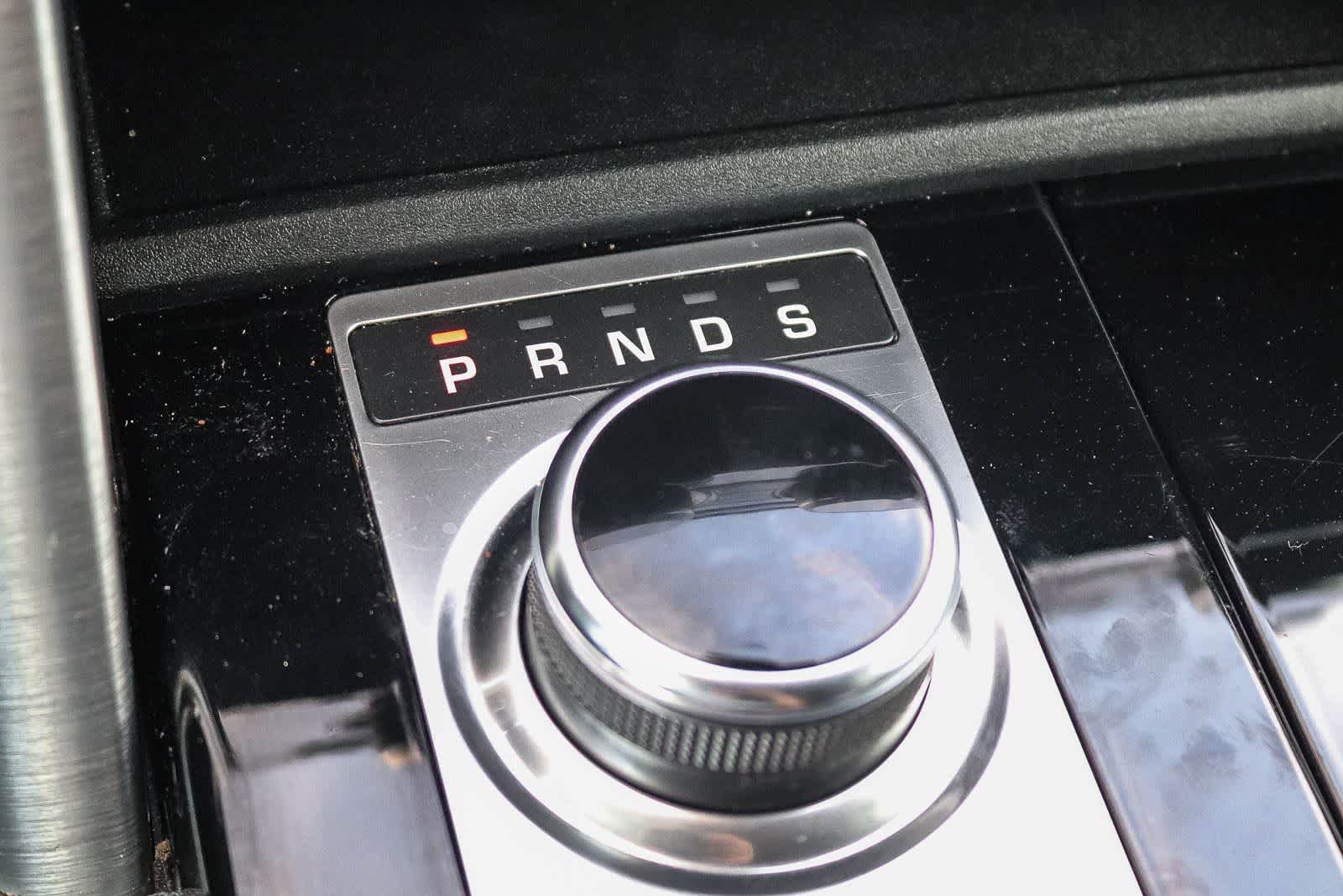 Used 2020 Land Rover Discovery HSE Luxury AWD/4WD image 22